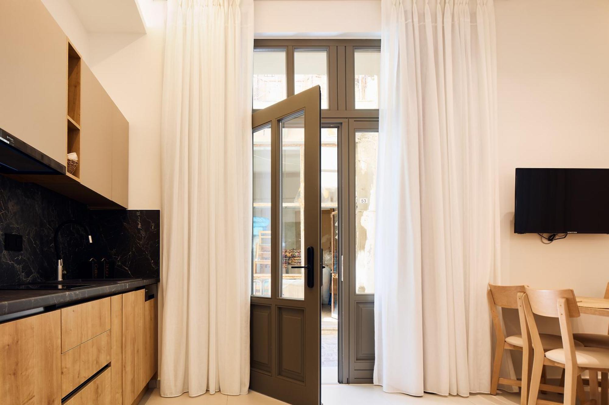 Grande Madonna Luxury Boutique Suites Rethymno  Bilik gambar